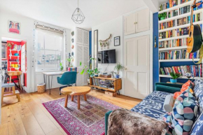 Pass the Keys Victorian Apartment Walk to The Kia Oval & Tube